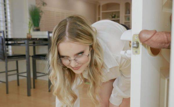 Busty mom and slutty stepd***er swap monster dicks in excellent FFM on breastful.com