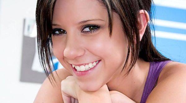 18yo busty teen loves on breastful.com