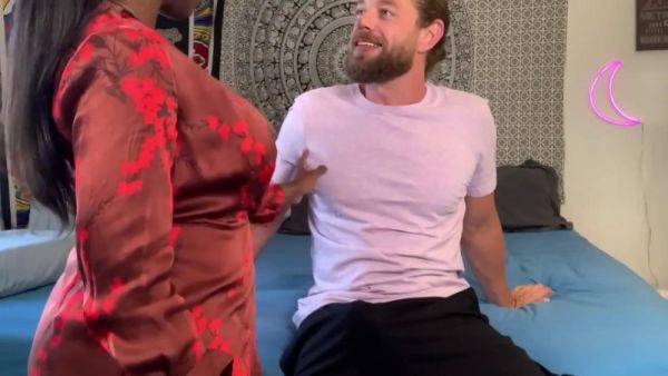 Busty ebony female on breastful.com