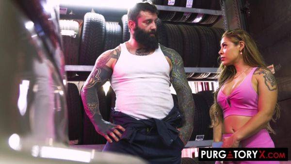 Sexy Busty Plump-booty Laura Offers A Huge Strong Mechanic a Fuck-payment For Fixing Her Car on breastful.com