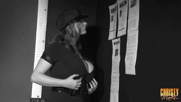 Busty Booking - Christymarks - Usa on breastful.com