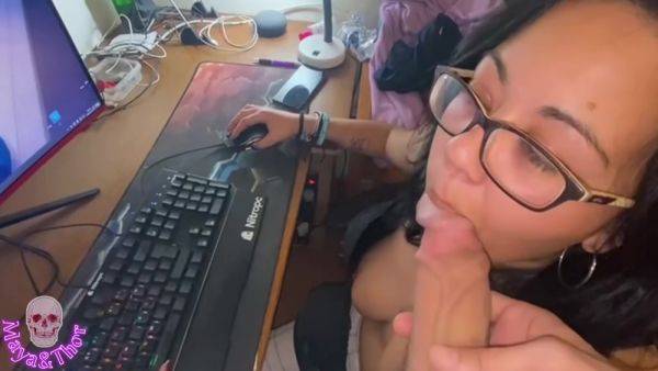 Garganta Profunda And Gamer Girl In Busty Sucks It Like A Fucking Beast Playing Fortnite on breastful.com