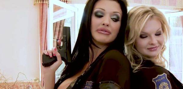 Bigboobs MILFs anal pounded and mouth spermed in foursome on breastful.com