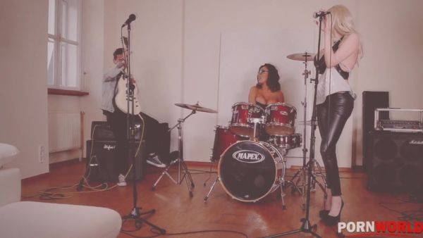 Rhythmic Exercises - Two Busty Babes Get Fucked by Music Teacher - PornWorld - Germany - Britain on breastful.com