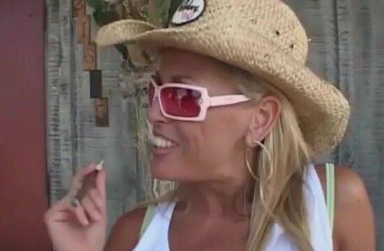 Busty stepmom gets banged in my van on breastful.com