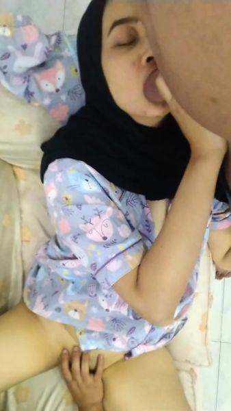 Busty blonde amateur blowjob and fingers her pussy on breastful.com