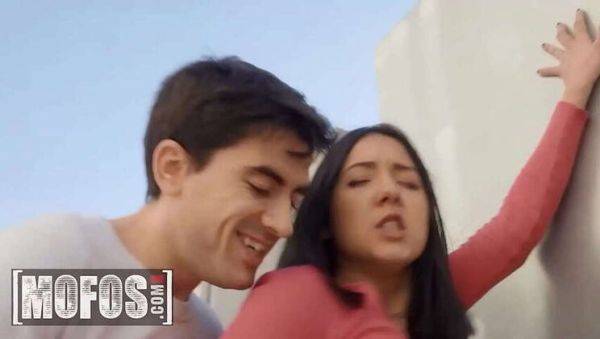 Lucky Jordi Encounters Busty Valeria Valois: She Trades Help for an Explicit Blowjob on breastful.com