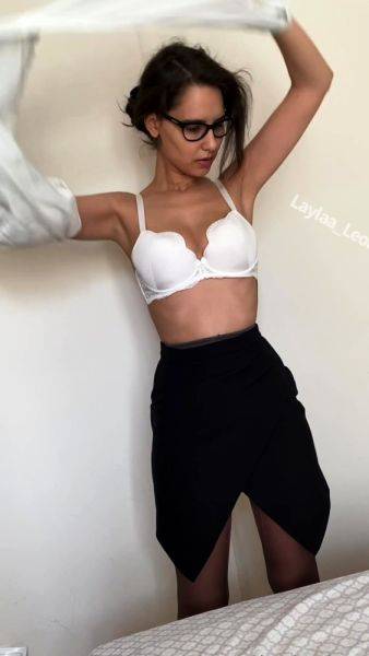 Hot Busty Webcam Babe Masturbate Solo on breastful.com