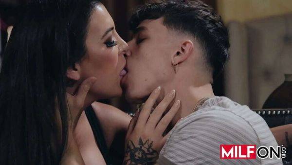 Busty MILF Elizabeth Skylar seduces Parker Ambrose for hardcore fucking with her big tits and wet pussy on breastful.com