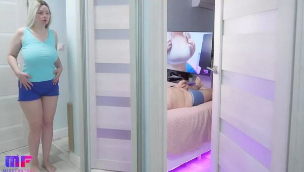 Stepdad Caught by Busty Blonde Stepdaughter Masturbating in Bedroom - Part 5 - Russia on breastful.com