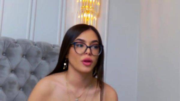 Hot Busty Webcam Babe Masturbate Solo on breastful.com