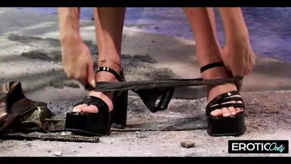 Busty German MILF Cassandra Fucks Hard in Gym - Big Tits, Cumshot & Orgasm - Germany on breastful.com