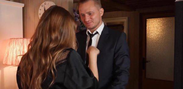 Businessman find a moment to fuck his busty wife and cum inside her on breastful.com