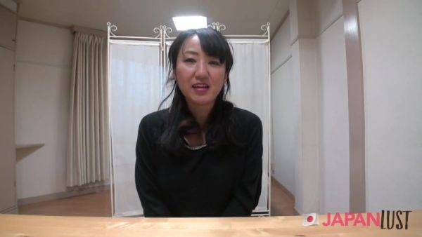 Busty Japanese Milf Gets Hairy Pussy Licked Before Creampie - Japan on breastful.com