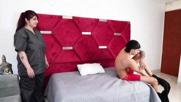 Busty Colombian Masseuse Jennie Sweet Gives Deep Throat Blowjob & Gets Cum On Tits - Homemade HD - Russia - Colombia on breastful.com