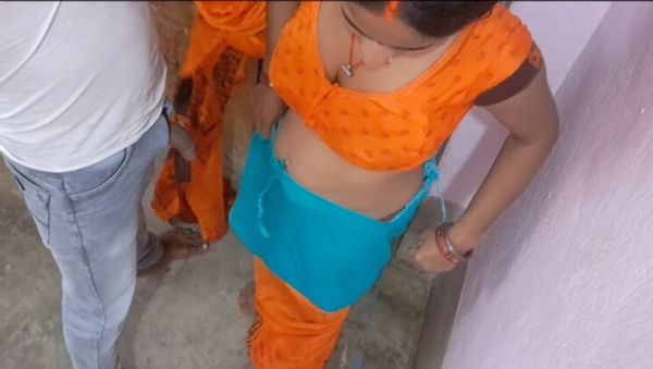 Busty Indian Bhabhi Fucked Hard Outdoor - Desi Wife Trilokinath Rough Sex - India - Japan on breastful.com