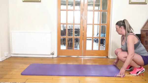 Busty MILF Maisie Lewis Gets Creampie from Personal Trainer - Blonde Amateur Fuck - Britain on breastful.com