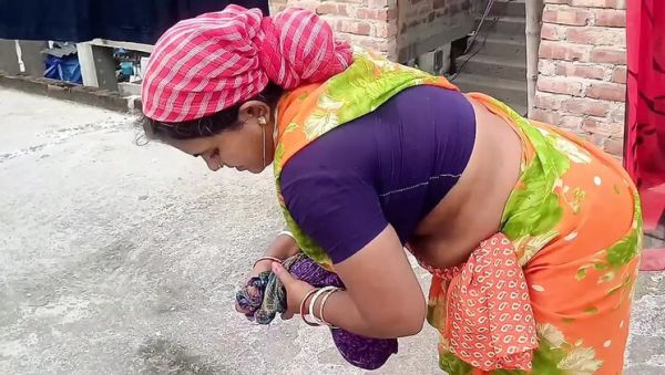 Busty Indian Teen Naked Bathroom Prank Stepbrother Anal First Time - India on breastful.com