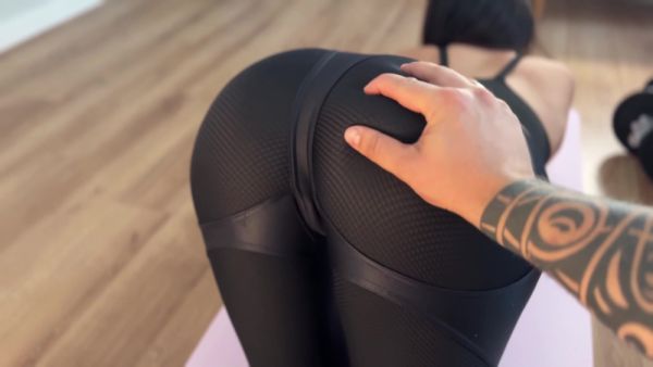 Beauty Trainer In Busty Couldnt Resist Her Curves! on breastful.com