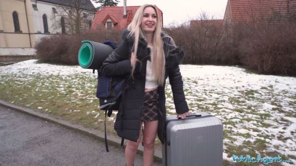 Blonde German public agent cheats with a stranger flaunting her curves - Germany on breastful.com