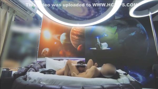 Young Vietnamese girlfriend live streams her wild ride on her boyfriend's big cock on breastful.com