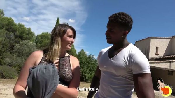 Blonde spreads her big ass for deep anal outdoors on breastful.com