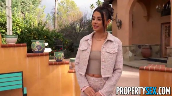Petite real estate agent meets client for viewing and ends up on all fours taking it deep and getting a facial on breastful.com