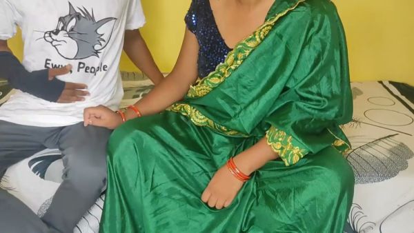 Indian wife serves rice with milk then takes rough anal creampie in cowgirl position - India on breastful.com