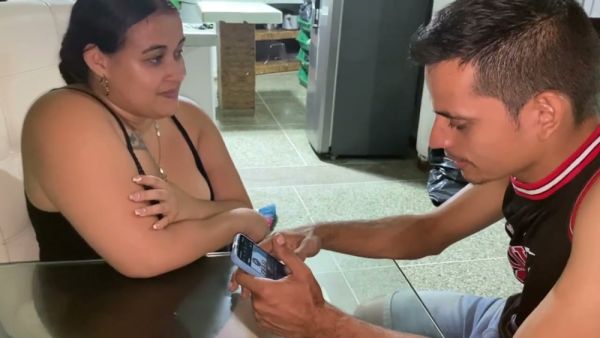 Colombian step cousins dive into rough 69 on the black leather couch - Colombia on breastful.com