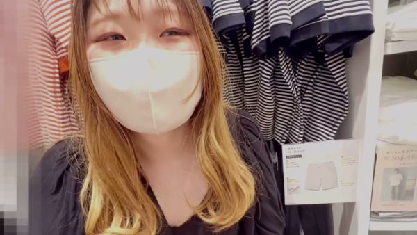 Young Japanese couple caught in the act inside a store changing room - Japan on breastful.com