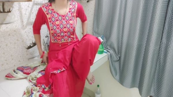 Indian woman explores her body alone in private bathroom and bedroom - India on breastful.com