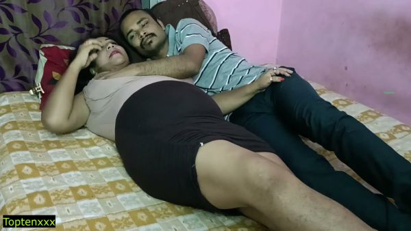 Indian couple shares intimate midnight passion in private bedroom - India on breastful.com