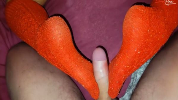 Russian woman in long red socks gives intense footjob before taking it anally - Russia on breastful.com