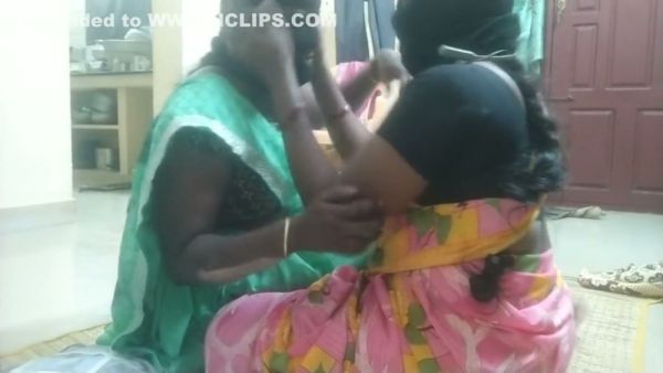 Two Indian housewives share an intimate lingerie moment on webcam - India on breastful.com