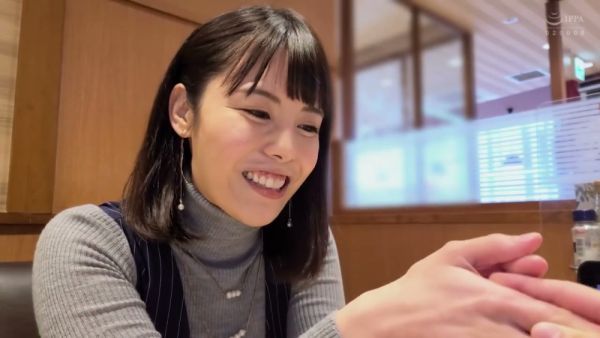 Amateur Japanese girl in gray sweater gets a bukkake facial - Japan on breastful.com