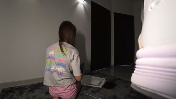 Pink-haired wife cheats on her husband with the boss in the office to pay off debts on breastful.com