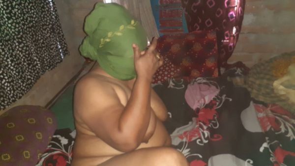 Curvy dark-skinned stepmom in floral lingerie teases her stepson from bed on breastful.com