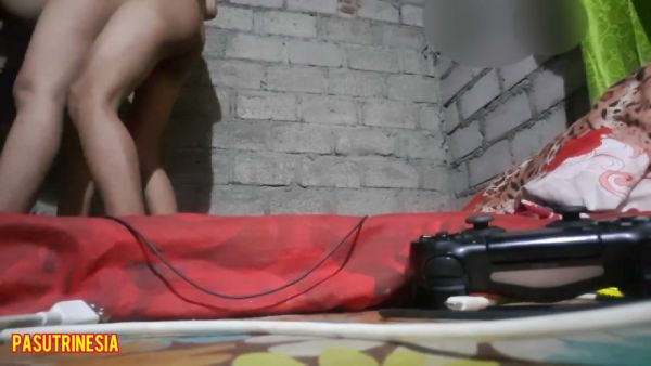 Pregnant Arab woman shares intimate 69 moment with her lover - Indonesia - Japan on breastful.com