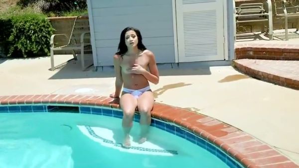 Latina gags deeply on thick cock in POV laundry session on breastful.com