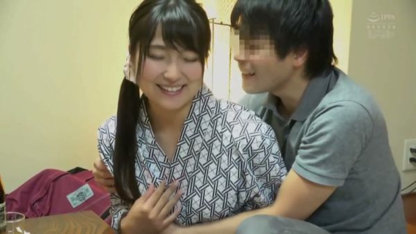 Asian woman in kimono kisses man in traditional Japanese room - Japan on breastful.com