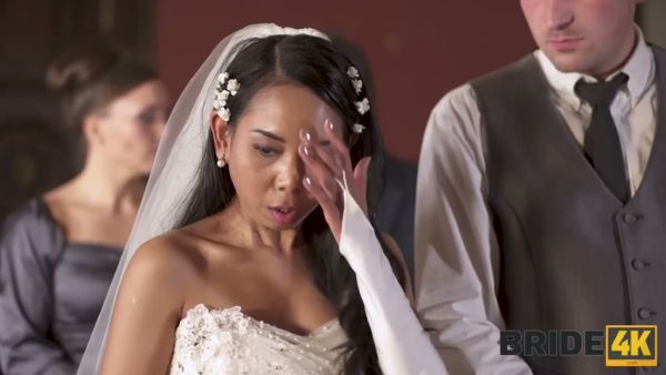 Black bride cheats on her groom with another man in front of wedding guests on breastful.com