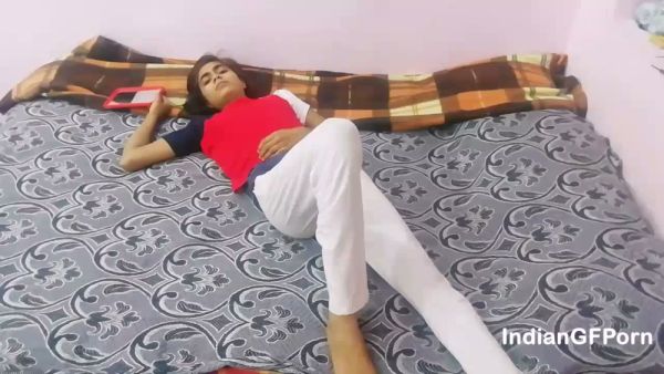 Skinny Indian college girls share an intimate moment in bed - India on breastful.com