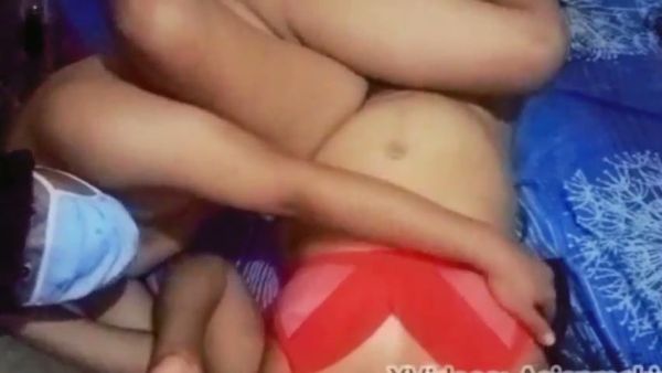 Wife Elsa caught cheating with a young lover on the bedroom floor - Indonesia on breastful.com