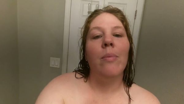 Ceras enjoys an intimate solo bathroom session by request - Usa on breastful.com