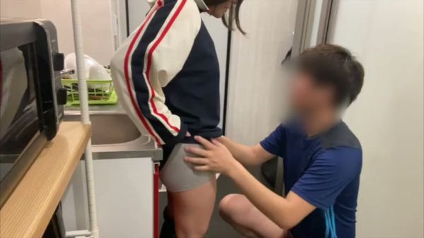 College couple's night heats up with double penetration and squirting - Japan on breastful.com